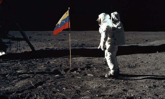 Soñar no cuesta nada. Buzz Aldrin saludando la tricolor en la luna.