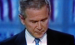 Bush perdió 3-0 frente a Kerry