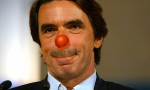 Jose Maria Aznar durante un congreso de su partido en Madrid el 2 de octubre del 2004. La nariz es nuestra. 
