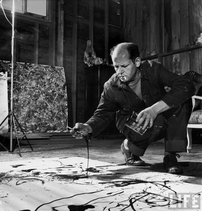 Jackson Pollock en su estudio en 1949.